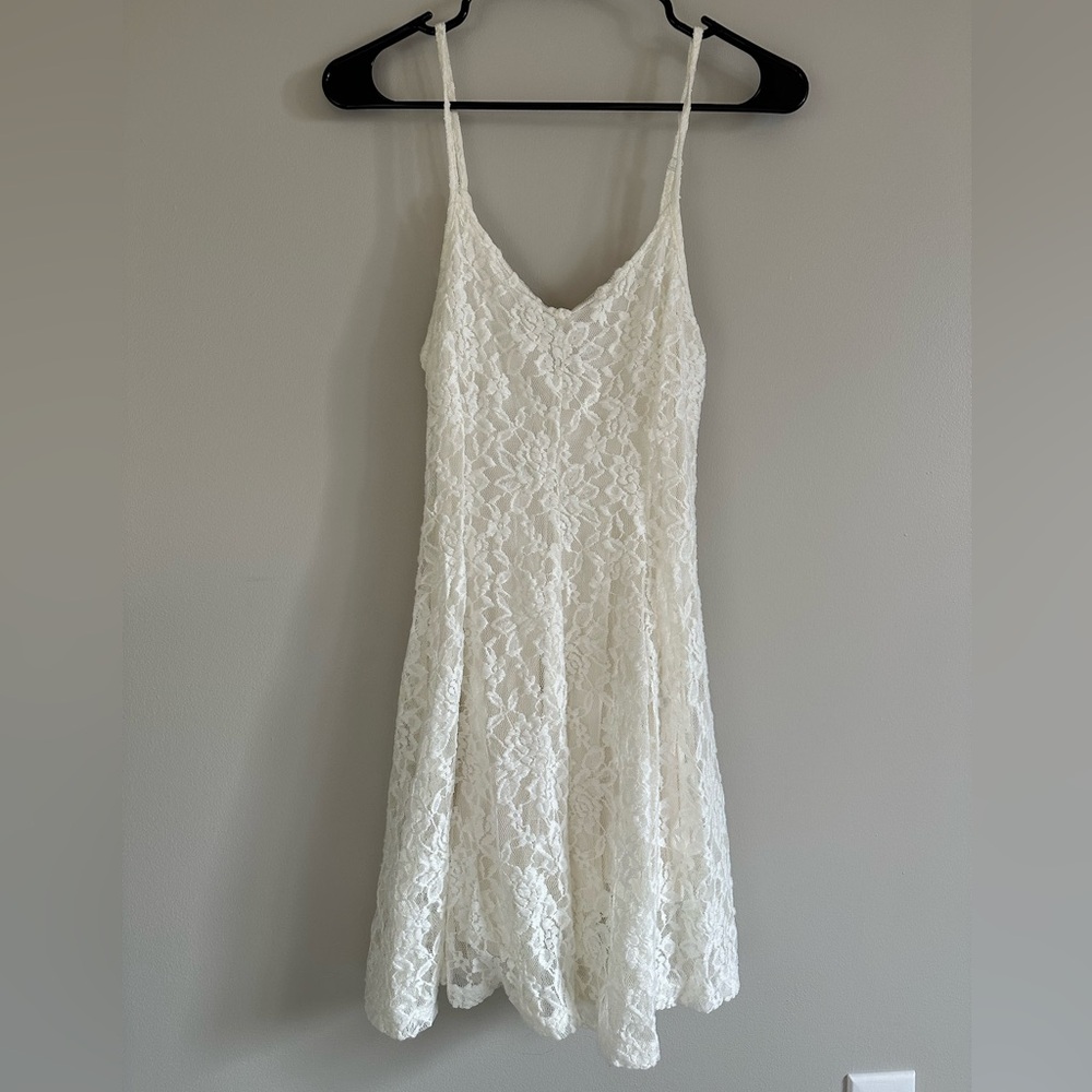 American Eagle Lace Dress